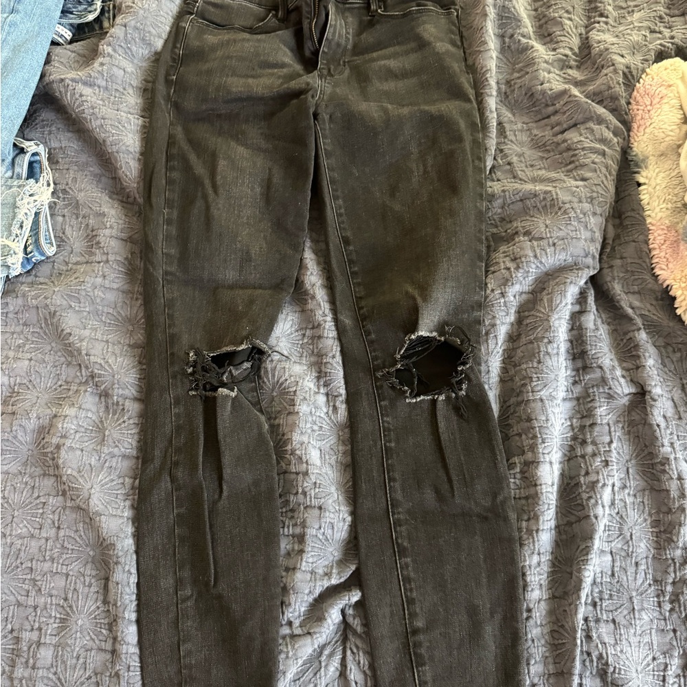 Women's Distressed Black Jeans